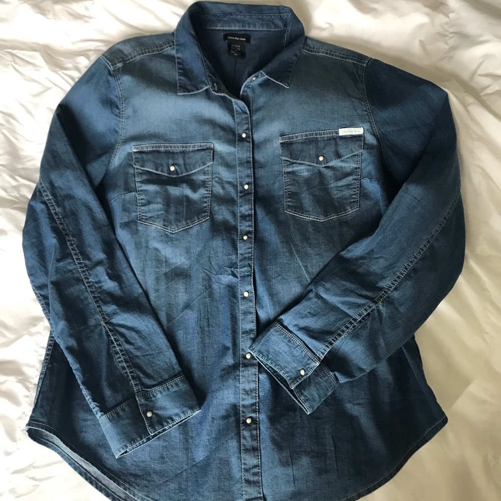 Jean shirt. XL. Never worn , but no tags.